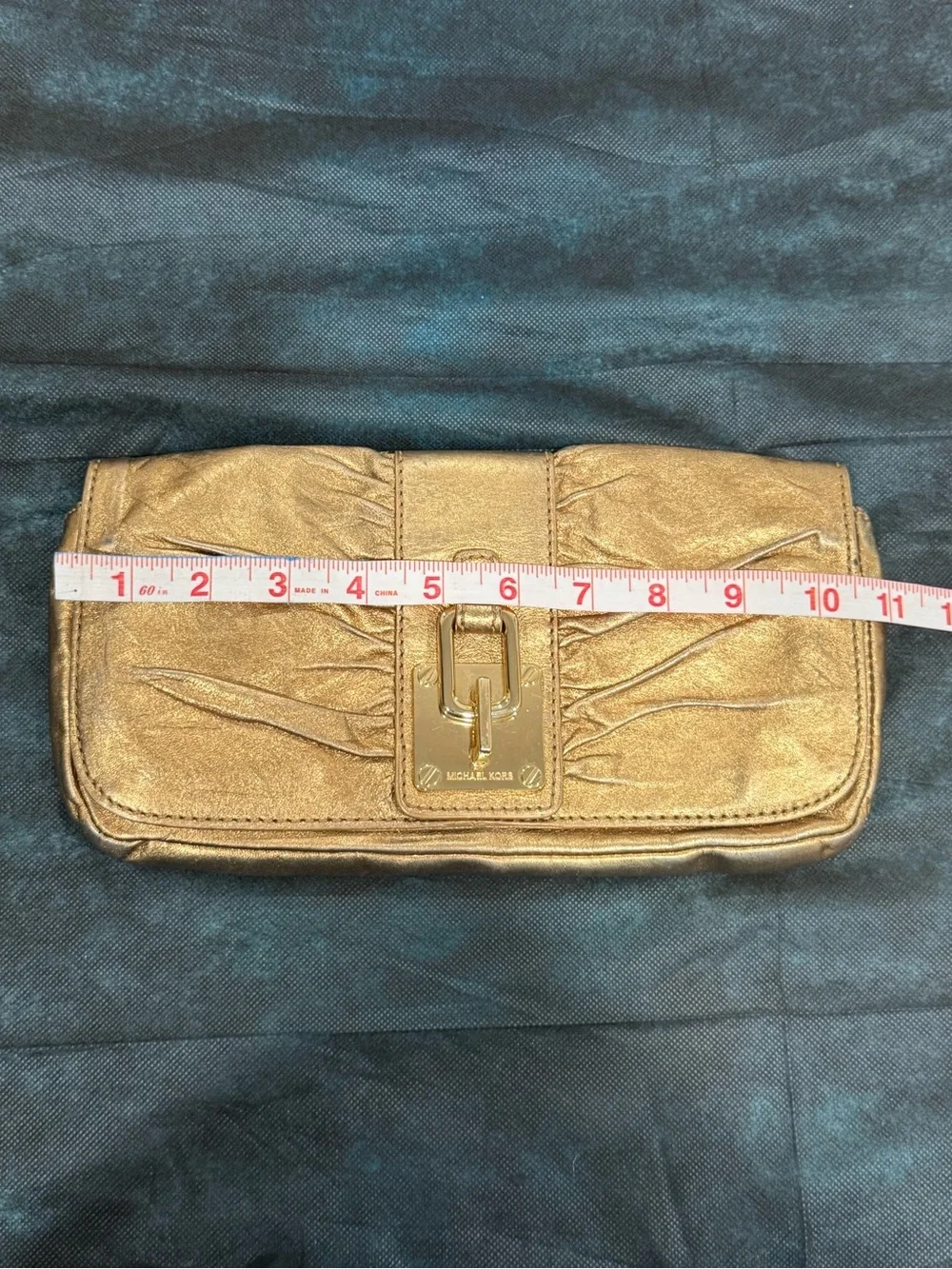 🔥Michael Kors Metallic Gold Leather Clutch with Gold Hardware EC🔥